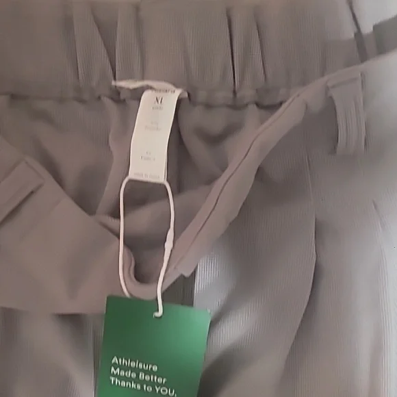 NWT Halara Flex Elegant Gray Wide-Leg Women's Pants Size XL Petite Firm - Picture 5 of 7